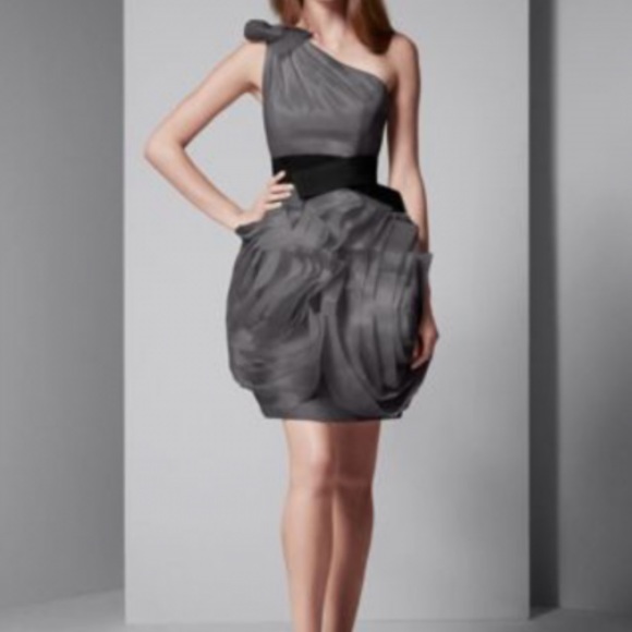 Vera Wang Dress - Picture 5 of 5